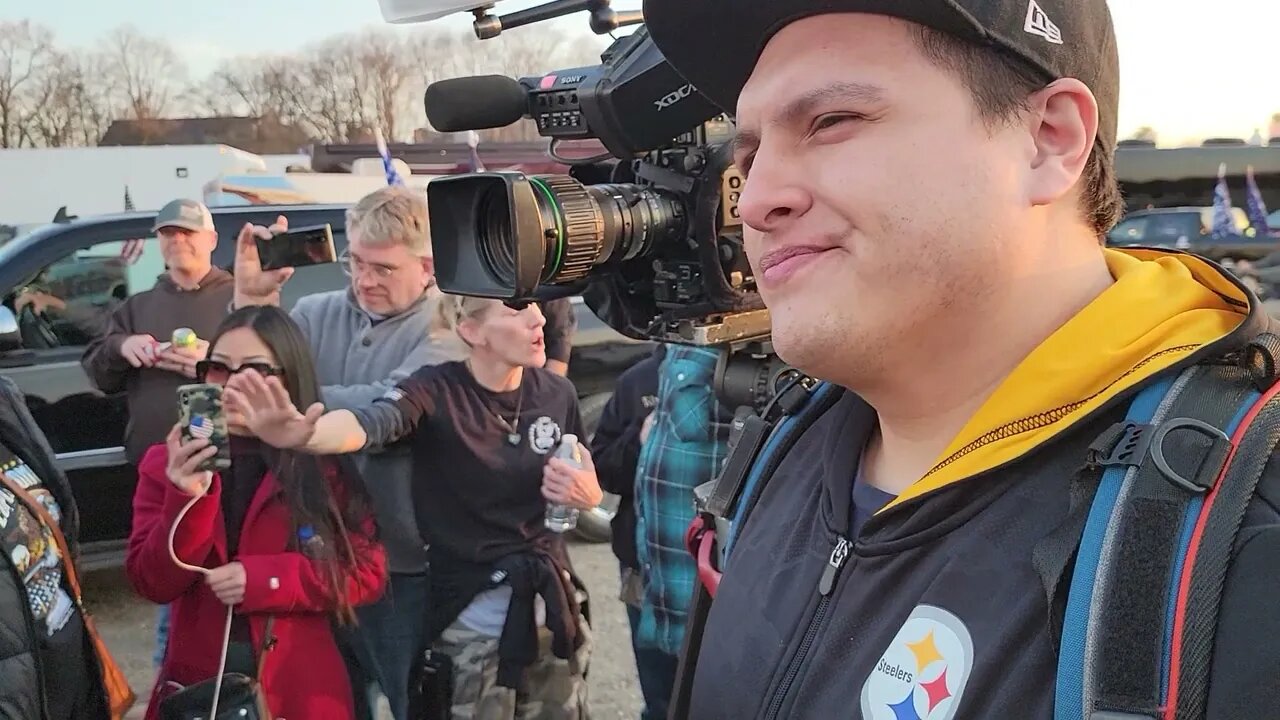 Luicifer Removed from ABC reporters body. Reporter fights with all his might. Peoples Convoy