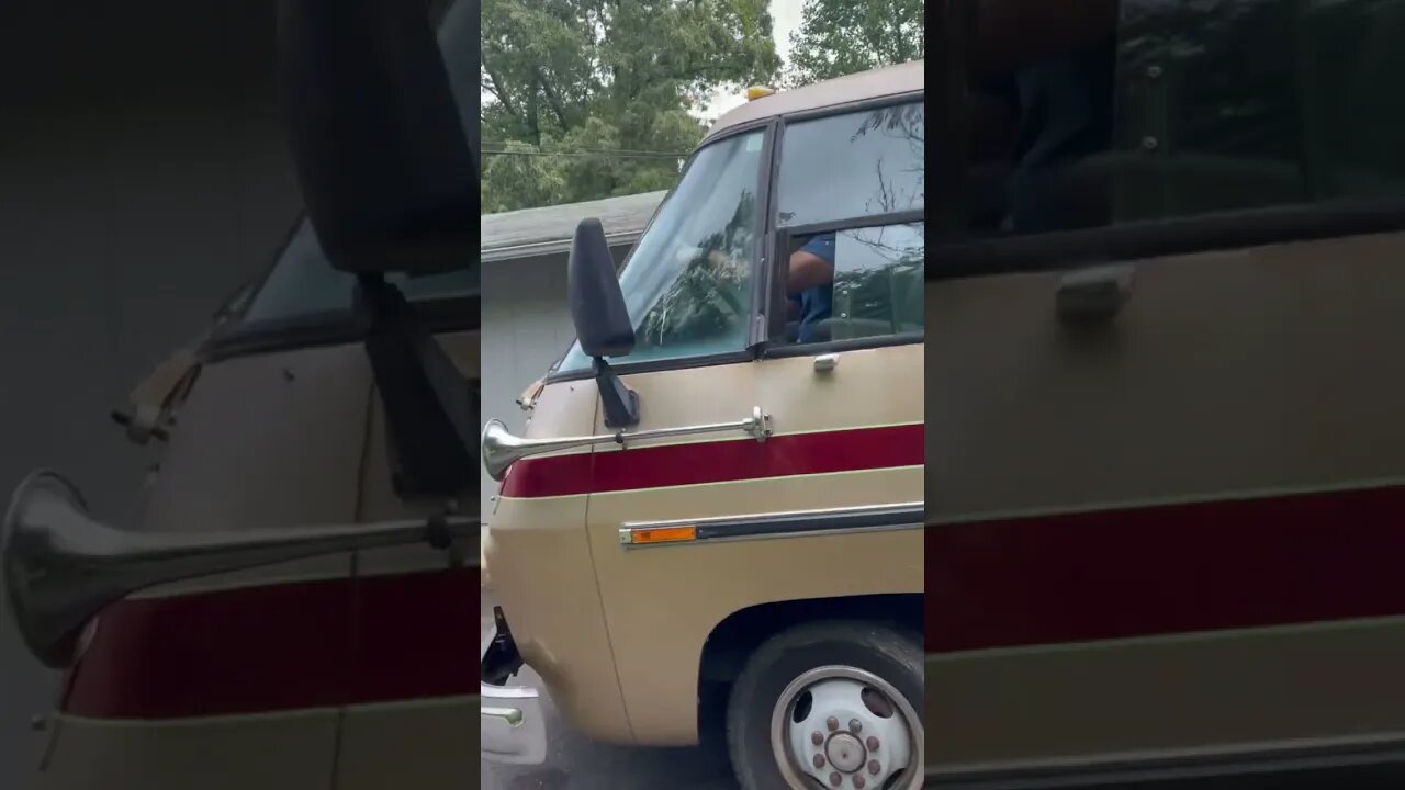 Agnes 1973 GMC Motorhome