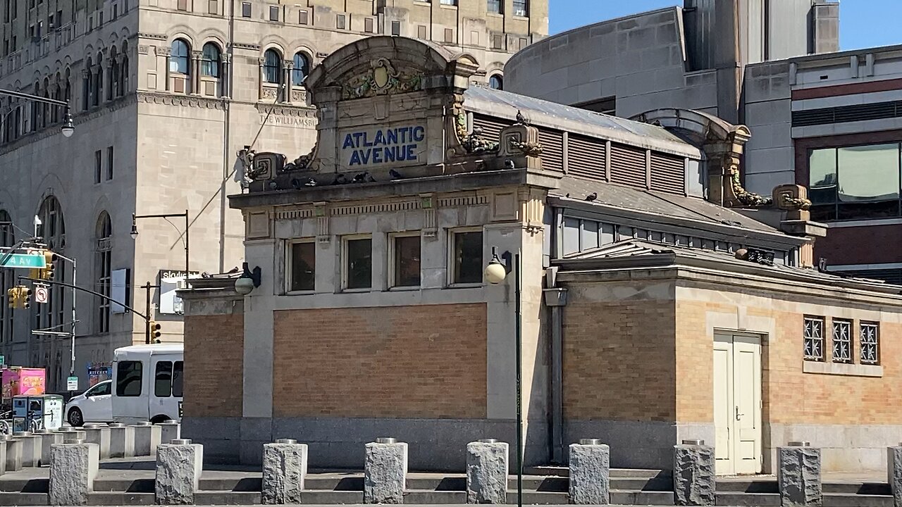 Walking Brooklyn: Civic Center & Fulton Mall