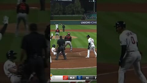 This game is insane! Fry with the Walk Off! #sportsbettingpicks #sportsbettingexpert #baseball