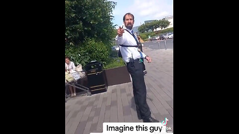 Irish dad questions a non-national security guard after he approaches his 13-year-old daughter