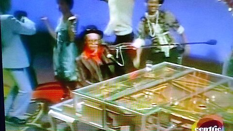 Elton John 1975 Philadelphia Freedom (Soul Train)