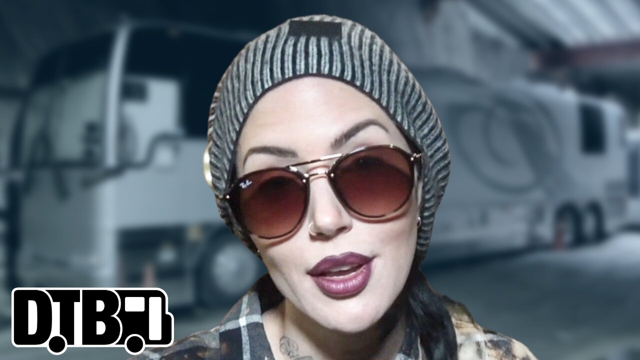 Dorothy - BUS INVADERS Ep. 1639