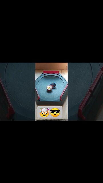 z achilles vs wonder valtryek #batalhadebeyblade #beyblades