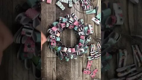 Spring Paper Wreath - Shorts - Wreath DIY - Spring DIY