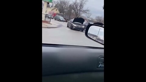 Someone doesnt quite understand how to use Jumper Cables