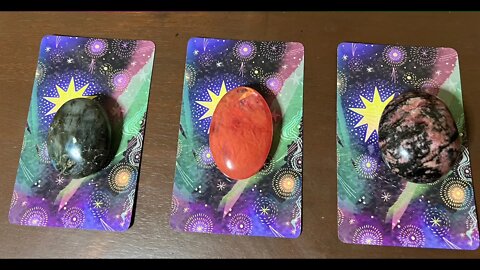 PICK A CARD 🎴 What answers are you seeking?