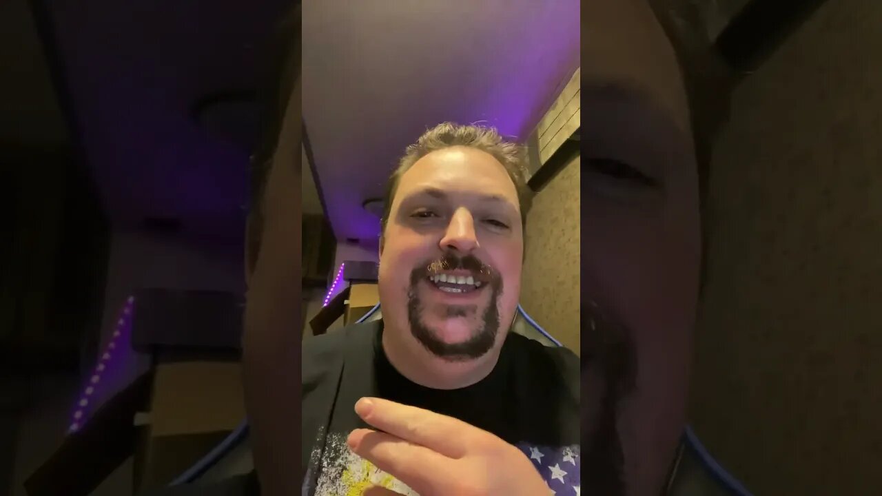 Ariana Grande Fans React To OnlyFans 😳