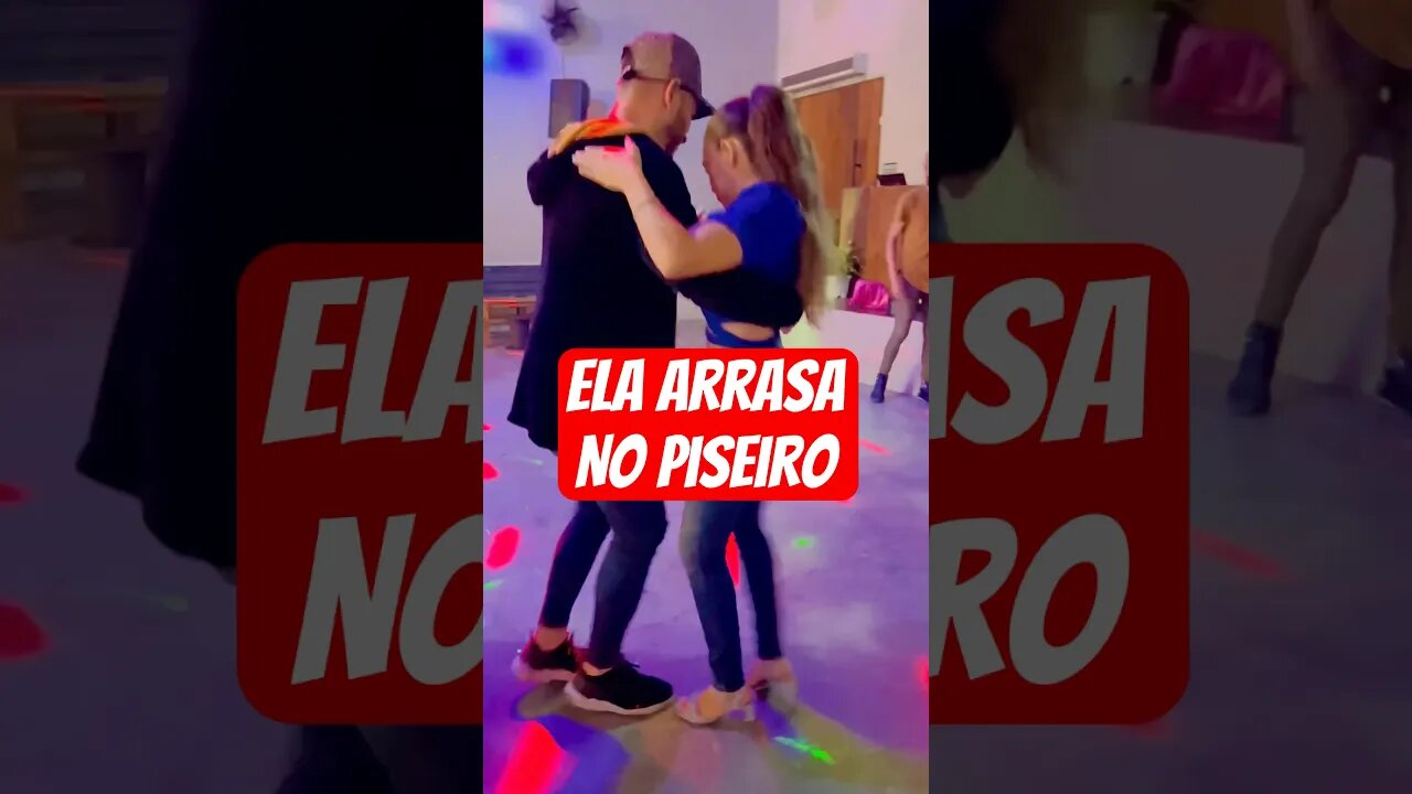 Ela Arrasa No Piseiro #shorts #forró #piseiro