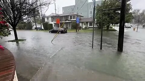 How to add insult to injury when your car is almost flooded… get sprayed by a passing driver.