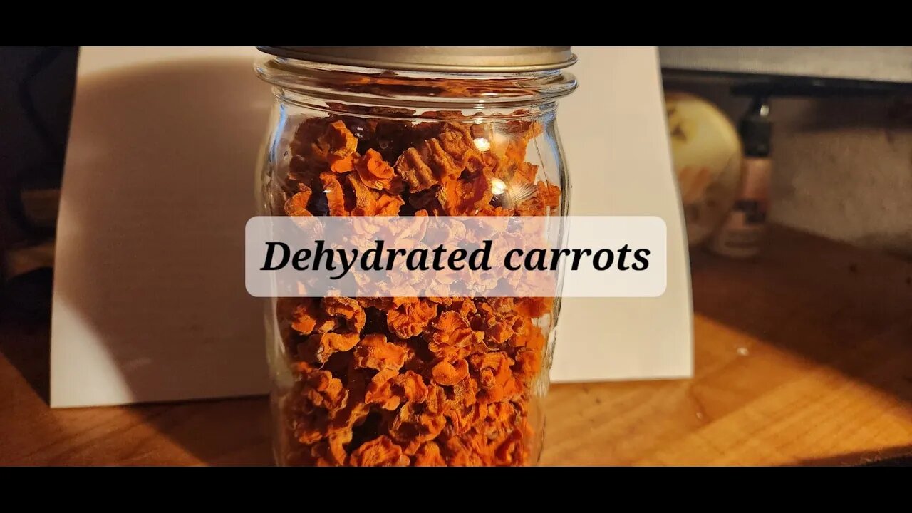 Dehydrated carrots