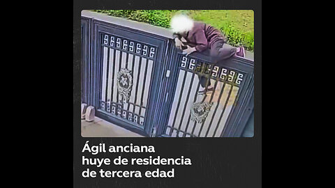 Una china de 92 años huye de una residencia de ancianos trepando una verja de más de 2 metros