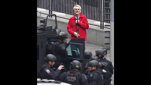 Un homme armé devant le siège new-yorkais des Nation Unis