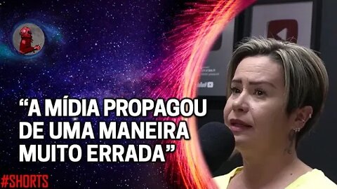 “UMA INVESTIGAÇÃO INTEIRA POR ÁGUA ABAIXO” com Telma Rocha | Planeta Podcast (Crimes Reais) #shorts