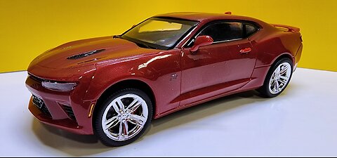 Camaro SS (AMT) 1/25 Scale Model Kit
