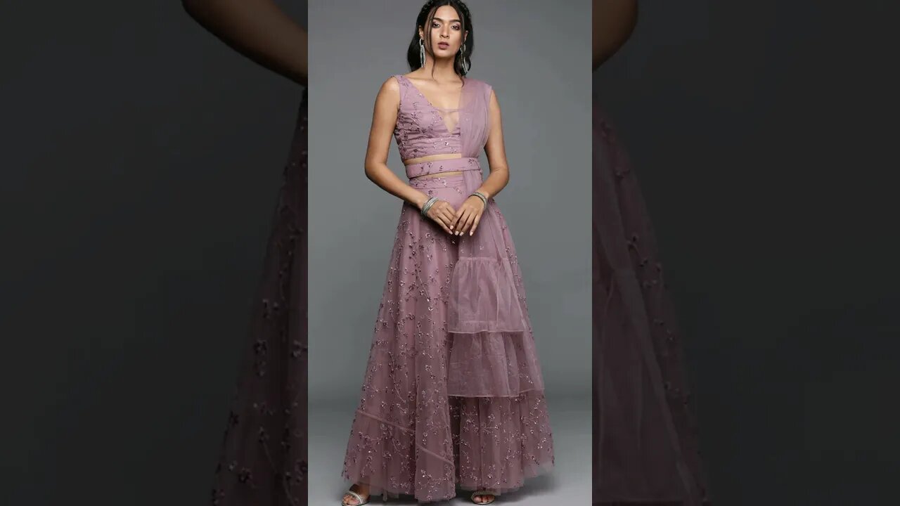 Designer Lehenga Choli Ideas//Latest Bridal Lehenga Designs//Croptop Lehenga Designs For Wedding