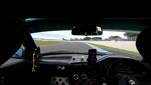 E30 lap of Phillip Island
