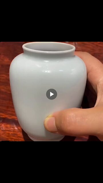 Artist WanLi's ceramic art is incredible.