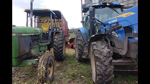 Filling silo with corn silage
