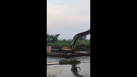 Sáng cạp di chuyển