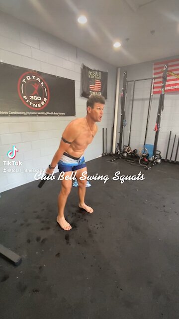 Club bell Front Swing & Squat