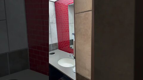 Jack’s Bathroom Review
