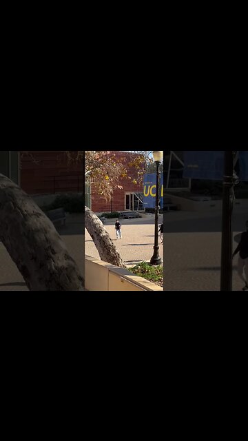 How to catch a football like a G!