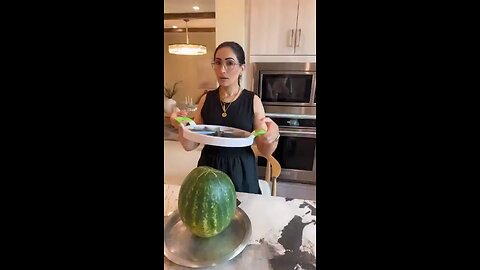 cutting of whole watermelon 🍉🍉🍉