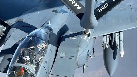 Inflight Refueling of F-15's
