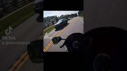 Gotta keep an eye out #Bikelife