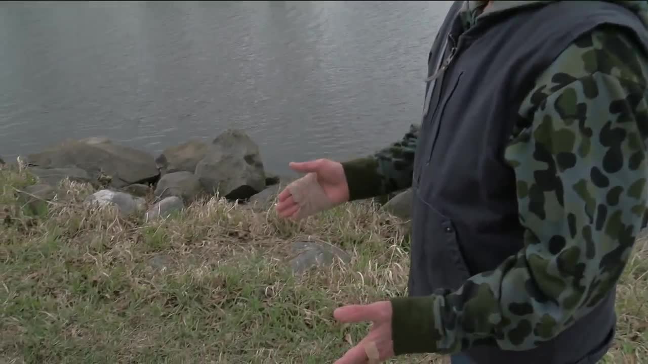 Waukesha father steps in to save daughter during attack