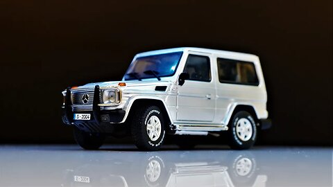 Mercedes-Benz G-Class SWB - AUTOart 1/43