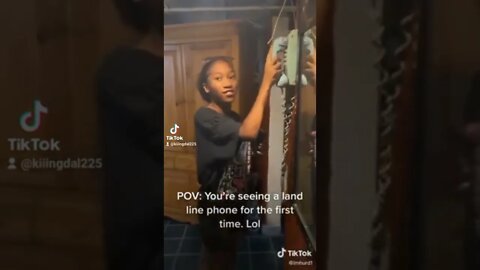 These Gen Z Kids Learning About A Landline Phone For The First Time Will Make You Feel Old!