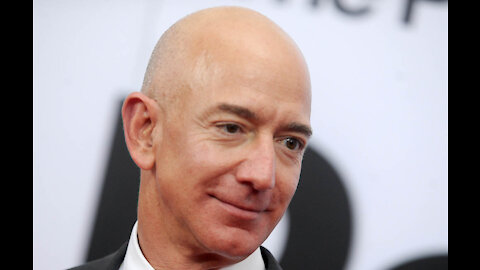 Thousands sign petition for Jeff Bezos to buy and eat the Mona Lisa