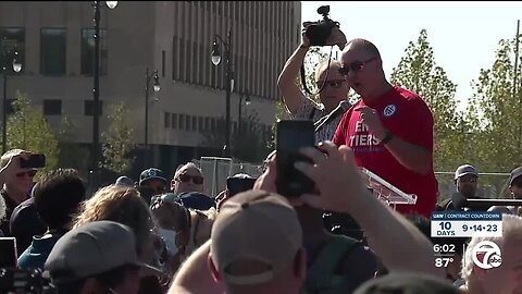 Biden says he's not worried about a UAW strike; UAW president 'shocked'