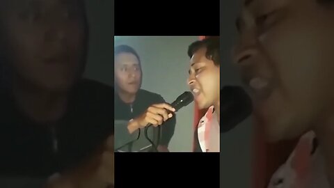 ESTE CANTOR NÃO CANTA NADA #shortsyoutube #humor #shortfeed #shortfeed #shortsviral