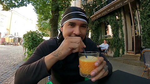 Iron Kutz Vlog - Baltas Tiltas, Pilies street, Fresh fruit juice