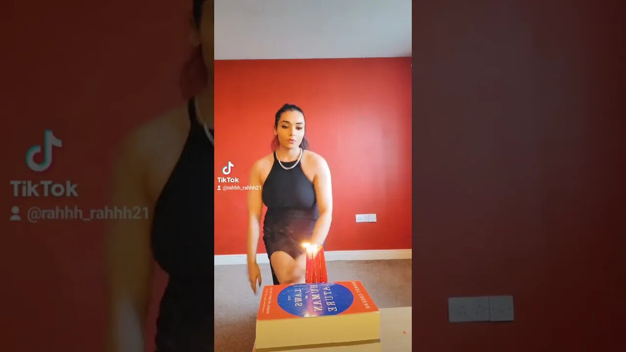 HOW TO BLOW OUT CANDLES #SHORTS