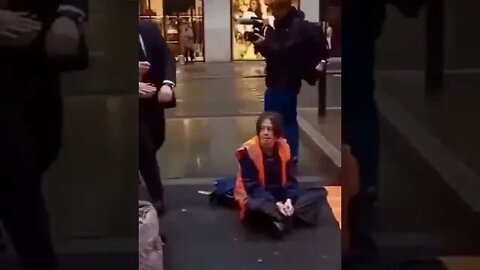 LONDON ACTIVISTS PROTEST VICTIMS AND WASTE THEIR OWN LIVES
