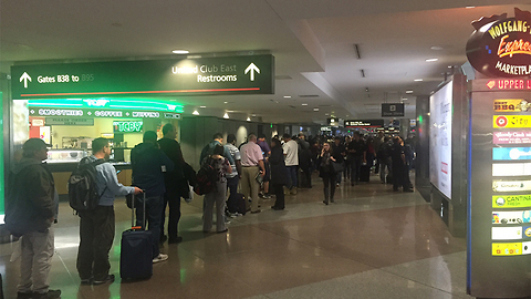 United flights canceled at DIA due to deicing