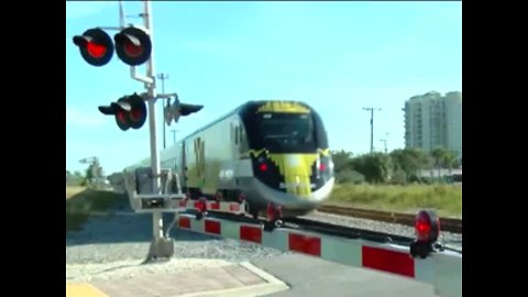 Pedestrian struck, killed by Brightline train in Lantana, police say