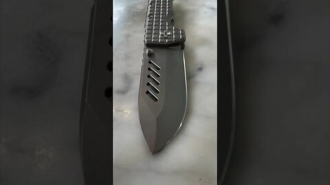 CRAZY!!! Do space marines carry this?!!! #knife #warhammer40k #knifecollection
