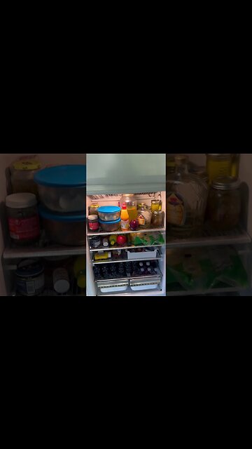 1950s LH110-KB General Electric refrigerator ￼