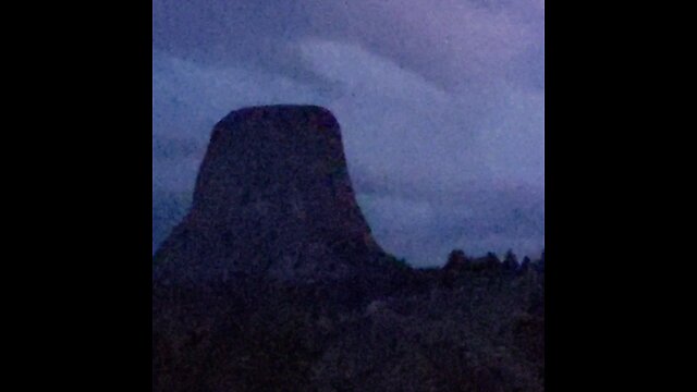 devil's tower thunderstorm