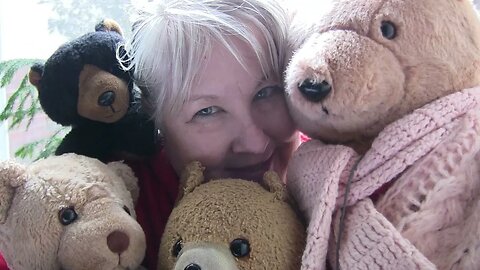 SELFIE'S IN THE LAST DAYS PEOPLE WILL BE LOVERS OF SELF! BEAR PROVES WE ARE IN THE LAST DAYS LOL!