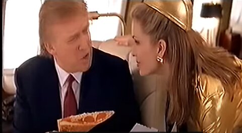 Pizza Hut "New Yorker" TV ad (2000) featuring Donald Trump