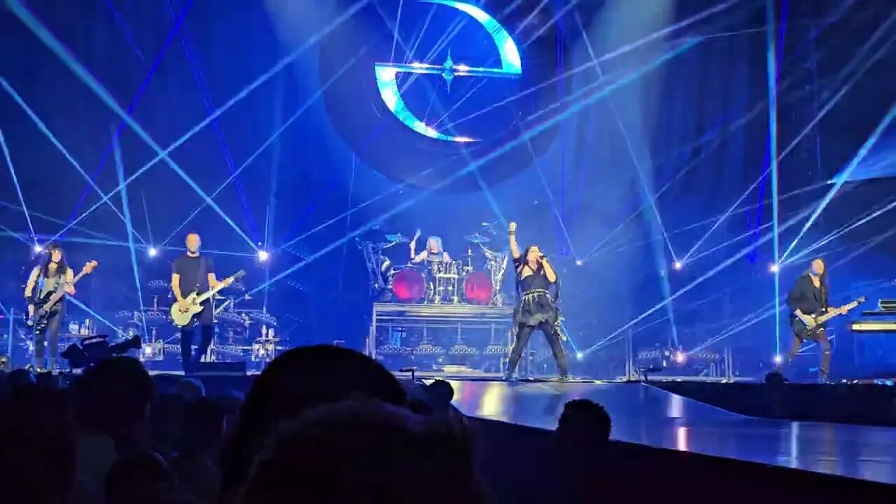 Evanescence in Austin song Better Without You