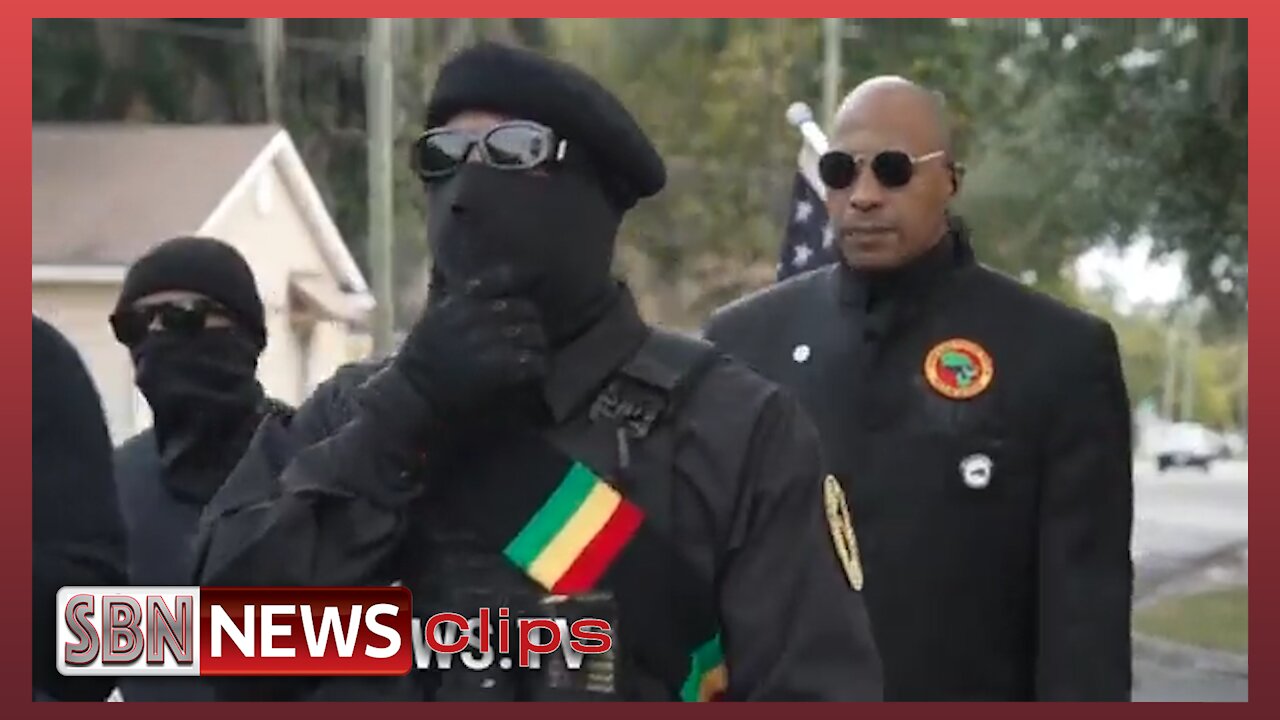 BLM 757 & Other Groups Gathered Outside Glynn County Courthouse - 5184