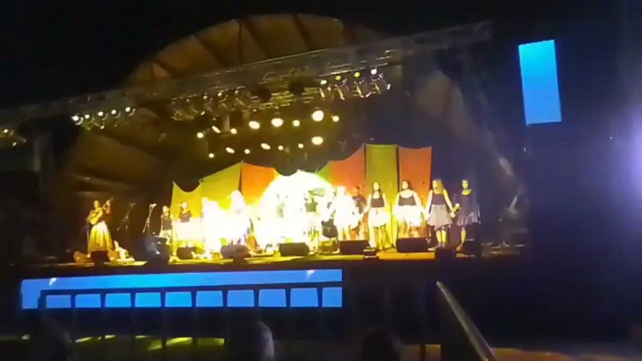 Murga INCONSCIENTE COLECTIVO en el escenario de Parque Rodó, Tacuarembó, Uruguay (20/02/2023)