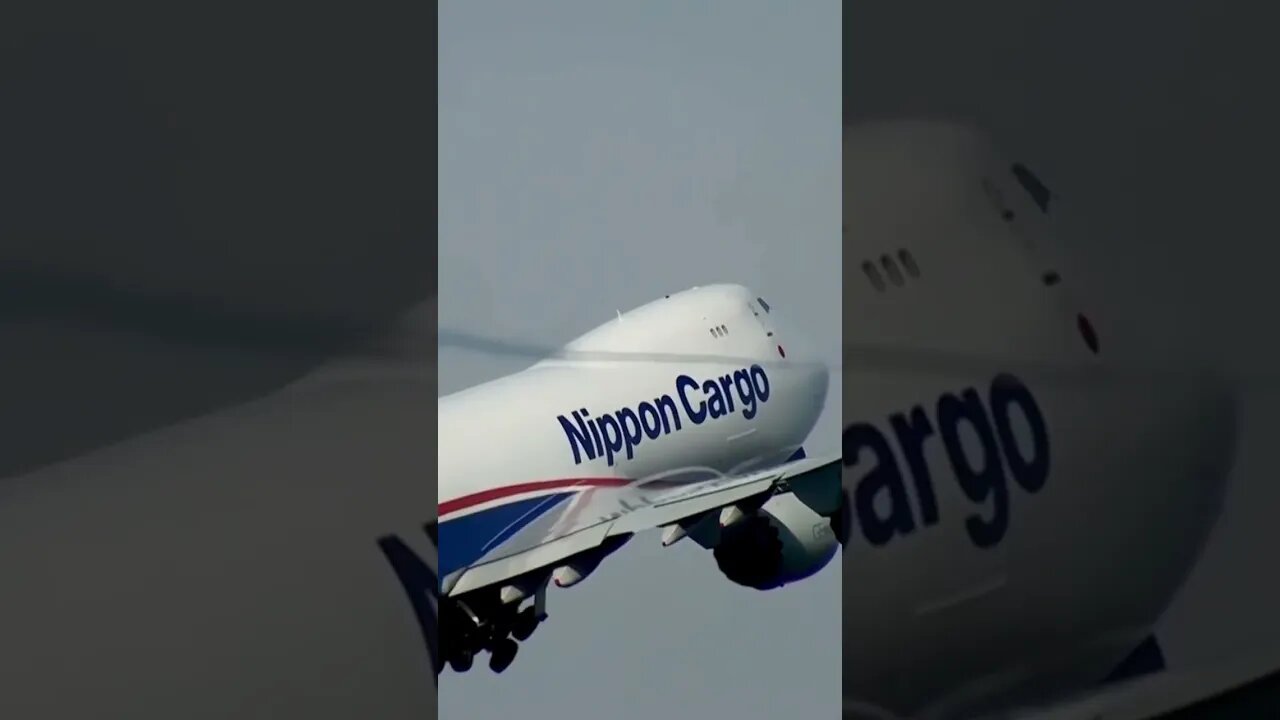 👌Awesome Condensation B747✈️ #aviation #boeing #weather
